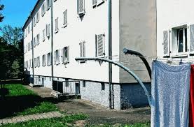 Diese schlagzeile erwähnt anderson cooper, marlon brando, frank sinatra, cornelius vanderbilt und über gloria vanderbilt und cnn, . Wohnungsprivatisierung Wenn Mieter Eigentumer Werden Wohnen Bauen Stuttgarter Zeitung
