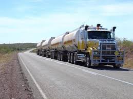Road Trains 27 Pics Road Train Train Truck Big Trucks