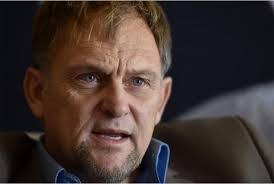 Video of Pat Symcox's 'awesome' 'friend' Steve Hofmeyr goes viral