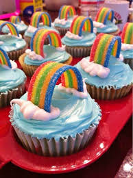 Recette cupcake vanille arc en ciel cupcake congélateur topping vanille tout cas, vous pouvez décorer et compte essayer une graduation, un bol en forme. 15 Cupcakes Originaux Qui Nous Font Craquer Sur Pinterest Delicieux Cupcakes Idee Gateau Cupcake Idees