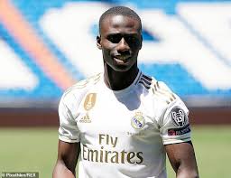 Real madrid has employed several famous players, with four fifa world player of the year , seven ballon d'or , two fifa ballon d'or , four european golden shoe and two fifa club. Why Doesn T Real Madrid Sign Black Players Quora