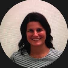 Heidi Stage's Instagram, Twitter & Facebook