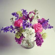 Send beautiful flower arrangements to brighten someone's day! Flower Arrangements Gallery Floral Sunshine