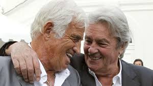 Les secours sont toujours à la recherche de survivants sous les décombres. 2u8loly06f1vhm