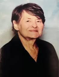 Holly Cory's Instagram, Twitter & Facebook