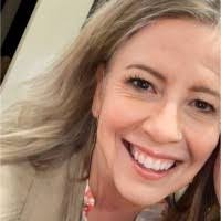 Tracy Eslinger's Instagram, Twitter & Facebook