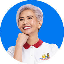 Mary Pepp's Instagram, Twitter & Facebook