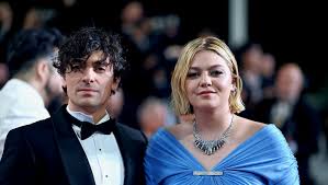 Ils s’étaient dit "oui" il y a tout juste quatre mois : Louane et Florian Rossi se seraient séparés après huit ans de relation — Midi Libre