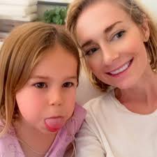 Crystal Munson (@rebellekat) • Instagram photos and videos