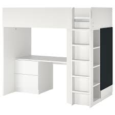 Cama Alta Smastad Superficie De Pizarra Blanca Con Escritorio 3 Cajones Ikea In 2020 Loft Bed Loft Bed Frame White Bedding