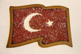 Ahsap Ustu Cam Parca Boyama Yapistirma Turkbayragi Satilik Urun Simanimasyon Sim Elisciligi Ozel Yapim Sanat Malzemeleri Urunler Oyuncak