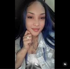 Fans Crowding NBA Youngboy Vehicle😭💚