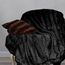 High quality fleece blankets and fleece throws with free shipping on factory direct bulk wholesale blankets prices, buy cheap fleece blankets and save. Swift Home Cozy Black Embossed Faux Fur Reverse To Micomink Throw Blanket 108459black The Home Depot