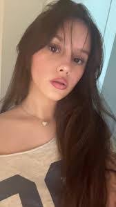 Carolyn Fultz's Instagram, Twitter & Facebook