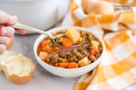 Dab beef dry with paper towels, season with salt and pepper then add half of the beef and brown about 4 minutes, turning halfway through. Crock Pot Vegetable Beef Soup Favorite Family Recipes
