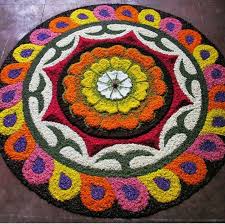 Rangoli With Flowers Pookalam Design Onam Pookalam Design Rangoli Designs Images