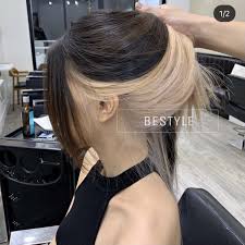 Hairstylist amy shianna @____goldilocks____ creates this stunning blonde hair colro with pink underneath. Skunk Hair Hair Color Underneath Aesthetic Hair Hair Styles