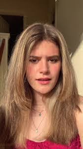 Sophie Root's Instagram, Twitter & Facebook