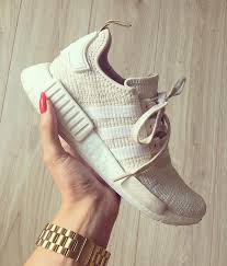 Adidas originals nmd r1 boost schwarz weiß beige 38,5. Adidas Nmd R1 Roller Knit Beige Hellbraun Foto Von Melly Bremi Instagram Adidas Shoes Women Sneakers Fashion Sneakers