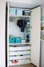 Diese pax/komplement kombination lässt sich nach wunsch und den. Img 6920 Cb Kleiderschrank Kinderzimmer Kindergarten Organisieren Ikea Pax Kleiderschrank