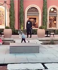 Fashion island koi pond photos. Kobe Spent Saturday Night On Daddy Daughter Date With 3 Year Old Bianka Video Shows Thecount Com