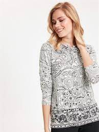 Siyah Yaka Detayli Desenli Tisort Sadece 24 99 Tl Lc Waikiki Ile Moda Senin Secimin Satin Almak Icin Hemen Tikla Moda Kadin Giyim