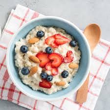 Overnight oatmeal cenderung akan memiliki tekstur padat dan lebih creamy saat dimakan. 7 Cara Membuat Oatmeal Berbagai Kreasi Bisa Ditambah Buah Hingga Telur Hot Liputan6 Com