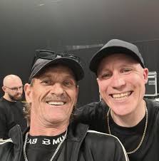 Hey Perth Fam, have just posted my set from Camo & Krooked, the love I got  after this set was so overwhelming I wanted to share it with everyone and I  seriously