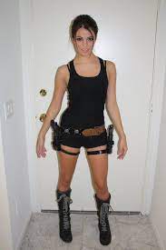 Pin By Vanessa Marie On Holidaze Cosplay Outfits Lara Croft Costume Lara Croft Cosplay