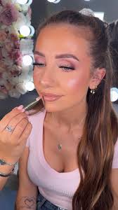 Oh I love a good wedding! 💍👰🏻‍♀️ congratulations to my stunning bride  @_chlo.marsh and your beautiful little family! You looked absolutely  gorgeous 🤍🕊️ Thank you for asking me to do your make