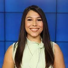 Reyna Wade's Instagram, Twitter & Facebook