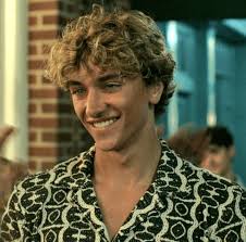 Is it Jeremiah's insecurity or invisibility??? 🦒🌼✨️ : r/jellyshippers