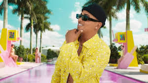Ver video y descargar mp3: Ozuna Estrena Caramelo Para Hacer Mas Dulce El Momento Tan Amargo Que Estamos Viviendo Musica Cadena 100