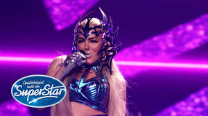 Bei dsds schockte sie dieter bohlen und pietro lombardi wurde schlecht. Dschungelshow Steckbrief 5 Lydia Kelovitz