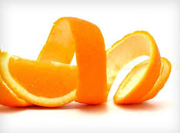 Cascara De Naranja Y Sus Beneficios En Salud Sabor Belleza Cascara De Naranja Blanquear La Piel Propiedades De La Naranja