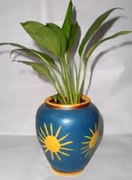 Painting terracotta pots is just one of the many ways you can use them in crafting projects and garden or indoor decor. Hand Painted Terracotta Pots With Plants Outdoor Terracotta Pot Terra Cota Planter à¤Ÿ à¤° à¤• à¤Ÿ à¤—à¤®à¤² à¤Ÿ à¤° à¤• à¤Ÿ à¤ª à¤² à¤Ÿà¤° Vision 10 Self Help Group Bengaluru Id 4323147455