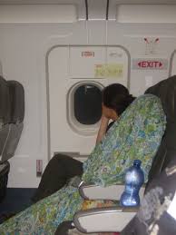 How To Sleep On A Plane And Like It Solo Female Traveler Blog Sleeping On A Plane Female Travel What To Pack
