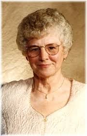 Clara Downs's Instagram, Twitter & Facebook