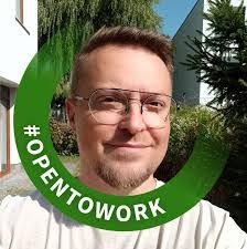 Daniel Janik's Instagram, Twitter & Facebook