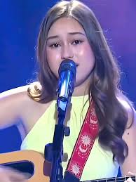 Carren Eistrup Concert Highlights with Pedro and Hollow Blocks