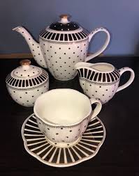 Black And White Teapot Set 4pc Grace Teaware Black White Gold Teapot Creamer Sugar Bowl Cup Plate Set Graceteaware Tea Pots Plate Sets Teaware