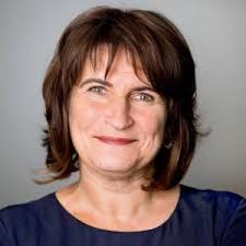 Lilianne zal ik niet snel pluimen of anderszins in heur derriere steken, maar die frank lijkt me ook een jankert. Lilianne Ploumen Clingendael Spectator