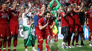 راتب محمد صلاح الجديد الأعلى في الدوري الإنجليزي