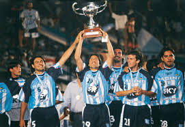 Julio césar falcioni sigue buscando el equipo, aunque hoy no pudo festejar. A 18 Anos Del Paso A Paso Racing Club El Primer Grande