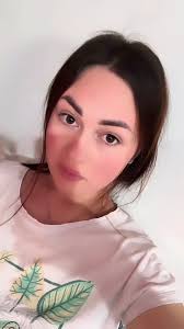 Unghii cu inimi pentru Luna dragostei