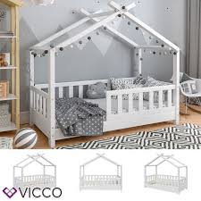 Integrated Fence Serves As A Fall Protection Grid Longevity Through Real Massi Yatak Tasarimlari Bebek Yatak Ortuleri Bebek Mobilya