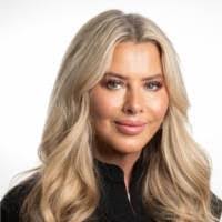 Tawnya Thomas's Instagram, Twitter & Facebook