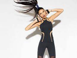 I am so grateful a slimmer ankle is more fashionable right now in workout wear. It S Time To Upgrade Your Basic Sports Bra Leggings Fashionfiles