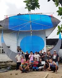 Berbagi informasi lowongan kerja terbaru. Heboh Layang Layang Gapangan Segede Rumah Lenteratoday Com