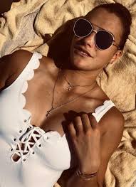 Only you #beauty #BOOMchallenge #violin #facebookpro #photochallenge